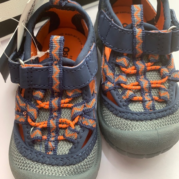 Oshkosh kids navy 5T Navy and orange color Velcro - Picture 11 of 13